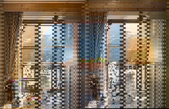 Zimmer mit Wow-Ausblick aus Tirol Zimmer mit Wow-Ausblick aus Tirol